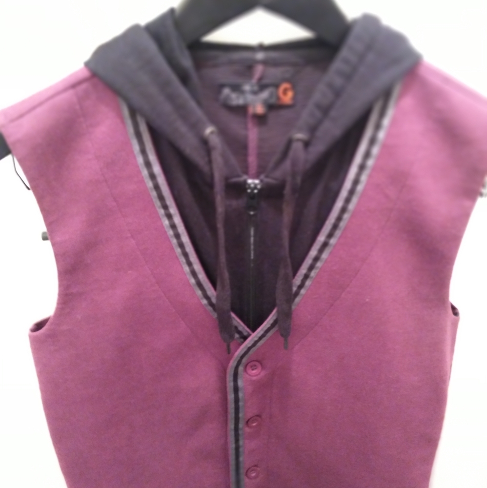 Guess men's Vest and Hoodie Combo in Maroon Red